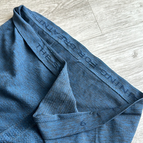 Lululemon swiftly tech tank (longer length) - Picture 4 of 4